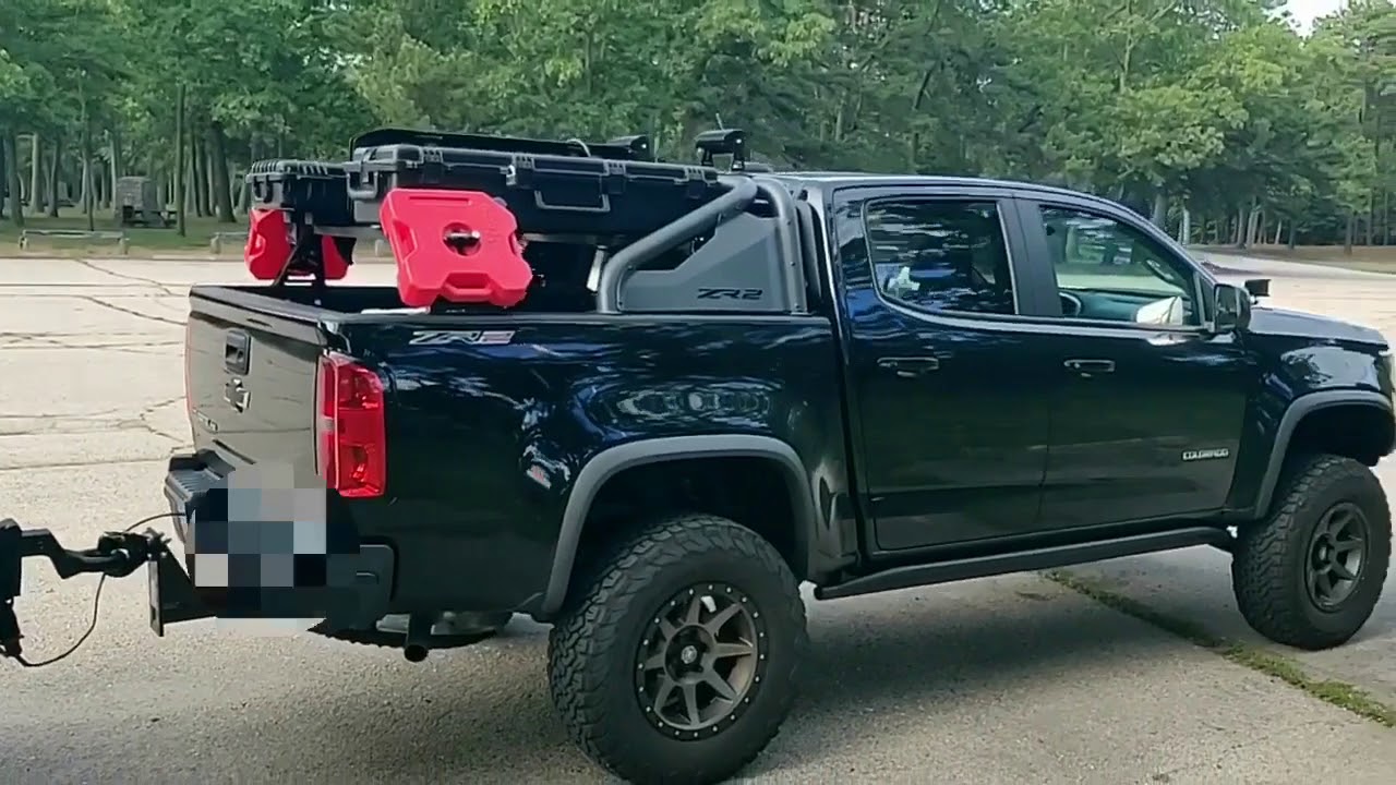 Colorado ZR2 with M1101 Trailer