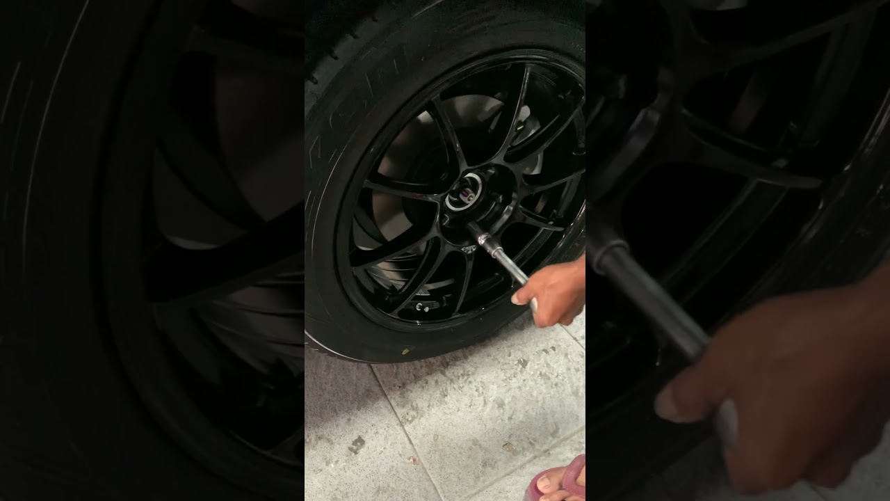 Toyota Innova Zenix ft WedsSport TC-105X | otomax store #velgmobil #otomax #tc105x #wedssport #velg