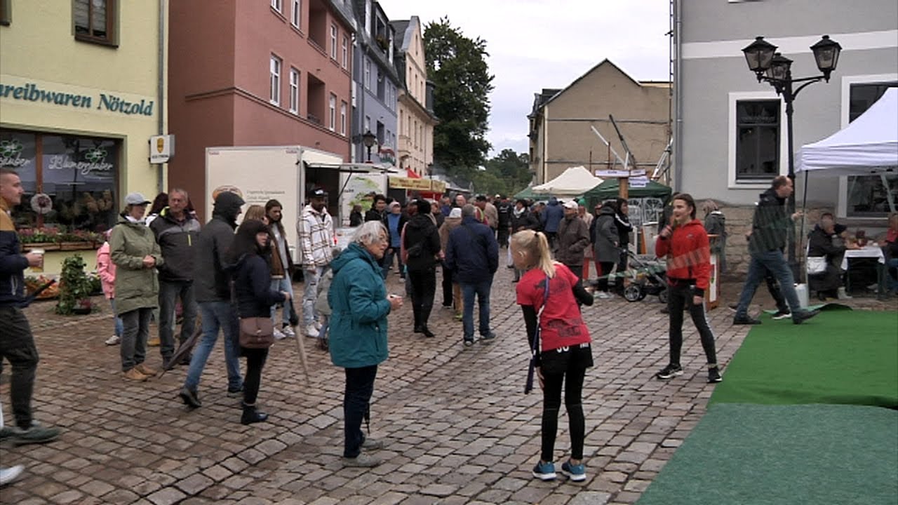 Trotz Schmuddelwetter – Stimmung auf dem Kirchberger Altstadtfest