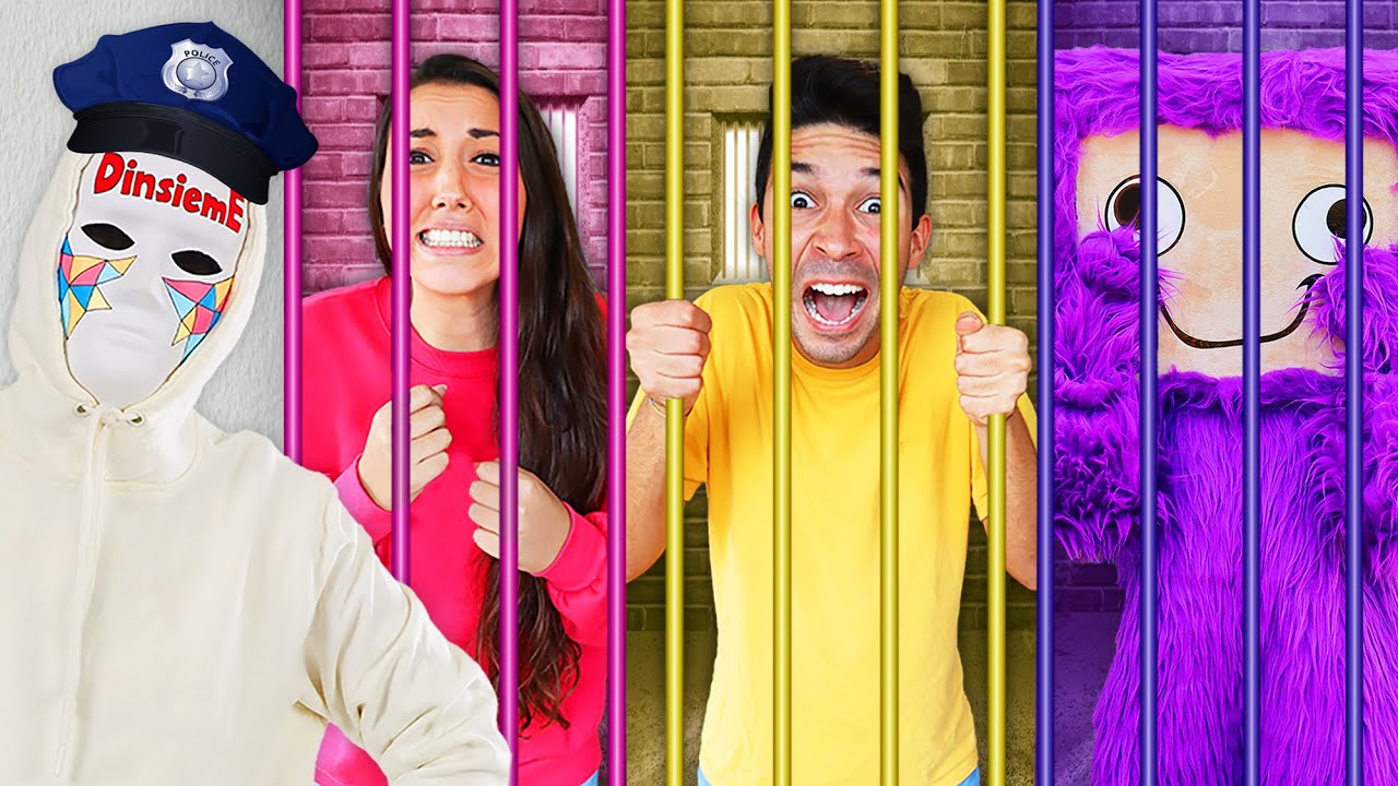 SOPRAVVIVIAMO NELLA PRIGIONE DEL TUO COLORE PER 24 ORE contro il Dottor Timoti e Sparky!