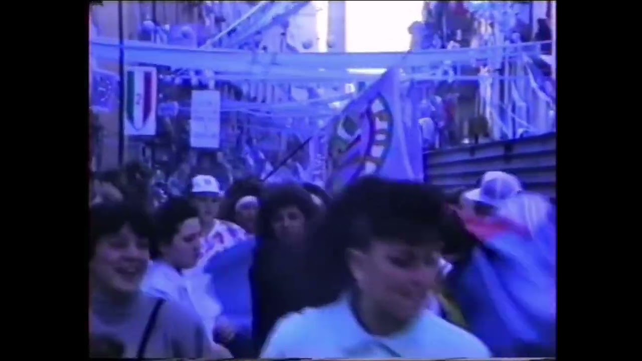 FESTEGGIAMENTI NAPOLI SECONDO SCUDETTO 1990 - Via Santi Giovanni e Paolo (San Giovanniello)