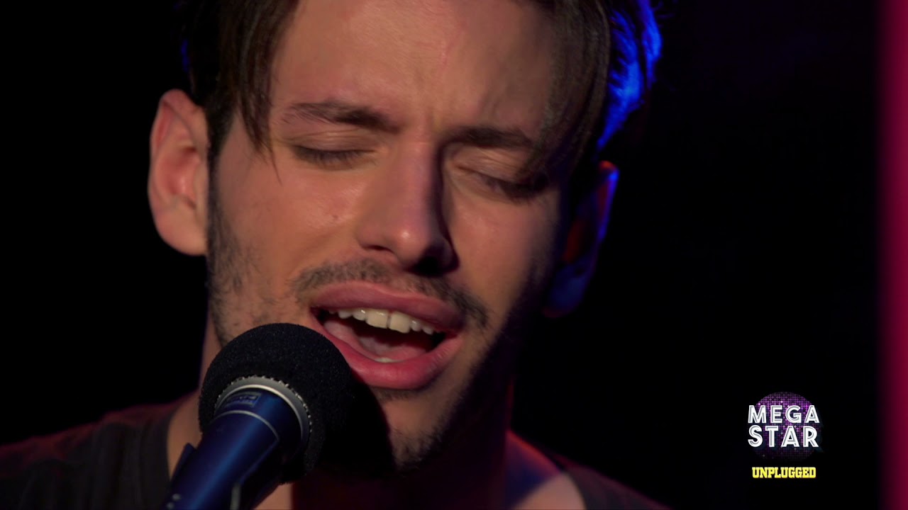 MEGA Star | Unplugged Βαγγέλης Κακουριώτης 