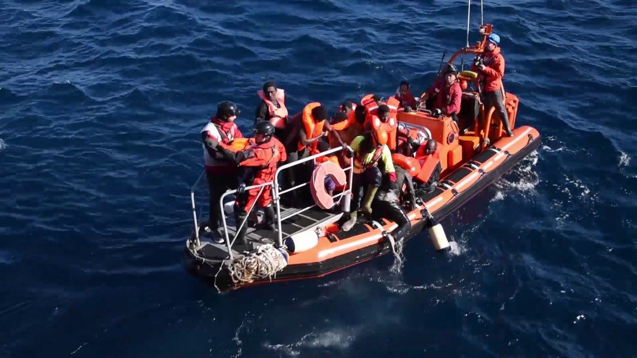 170103 Doppio salvataggio per la Nave Aquarius. Tratti in salvo 246 profughi