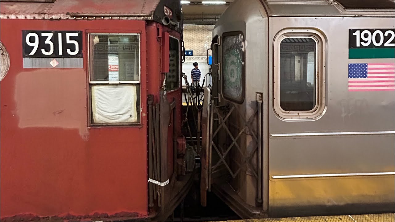 R33/R62A Garbage train at 168th street