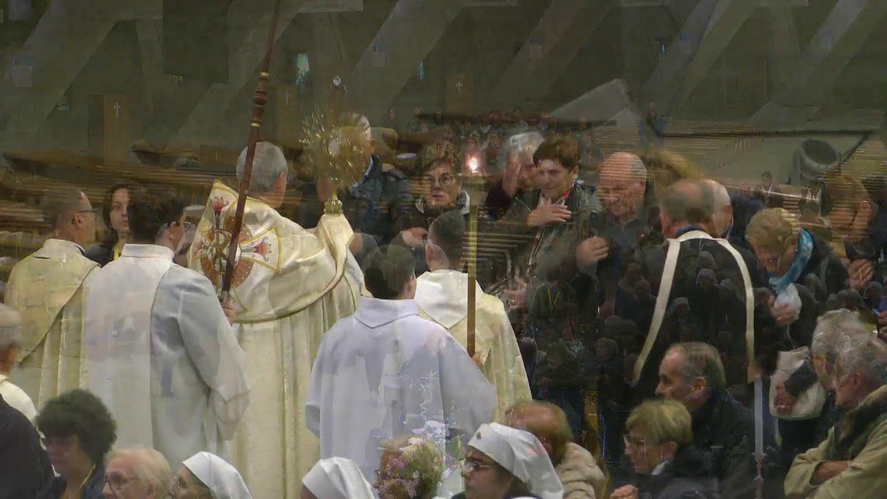 Procession eucharistique du Sanctuaire de Lourdes October 10, 2024