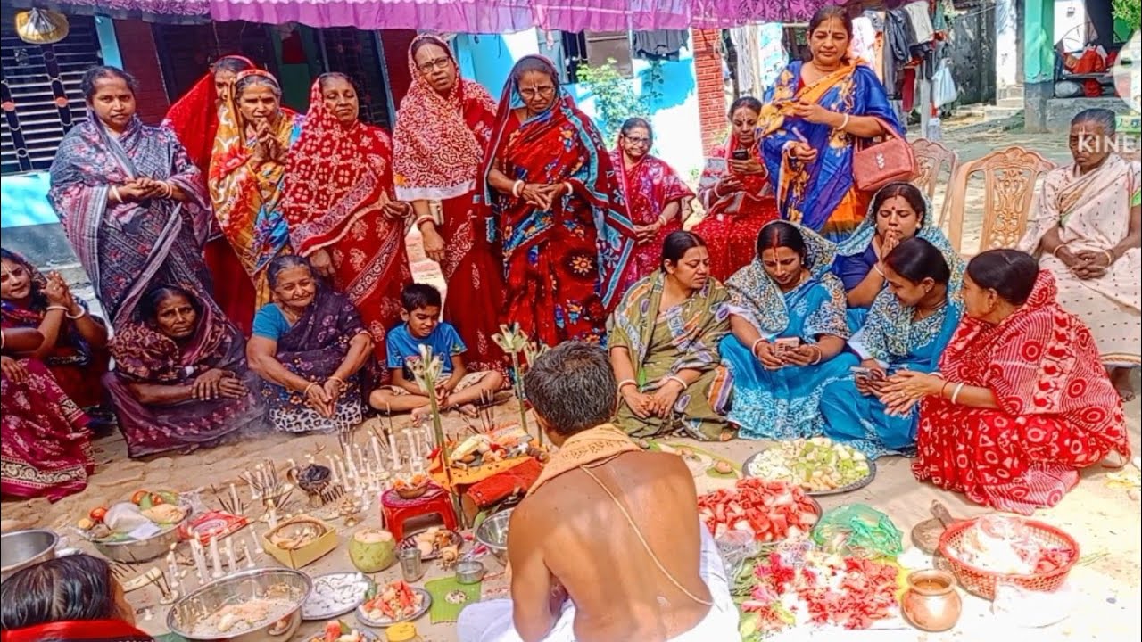 ভাইদের মঙ্গলকামনায় বড় ঠাকুরের পূজা করলাম