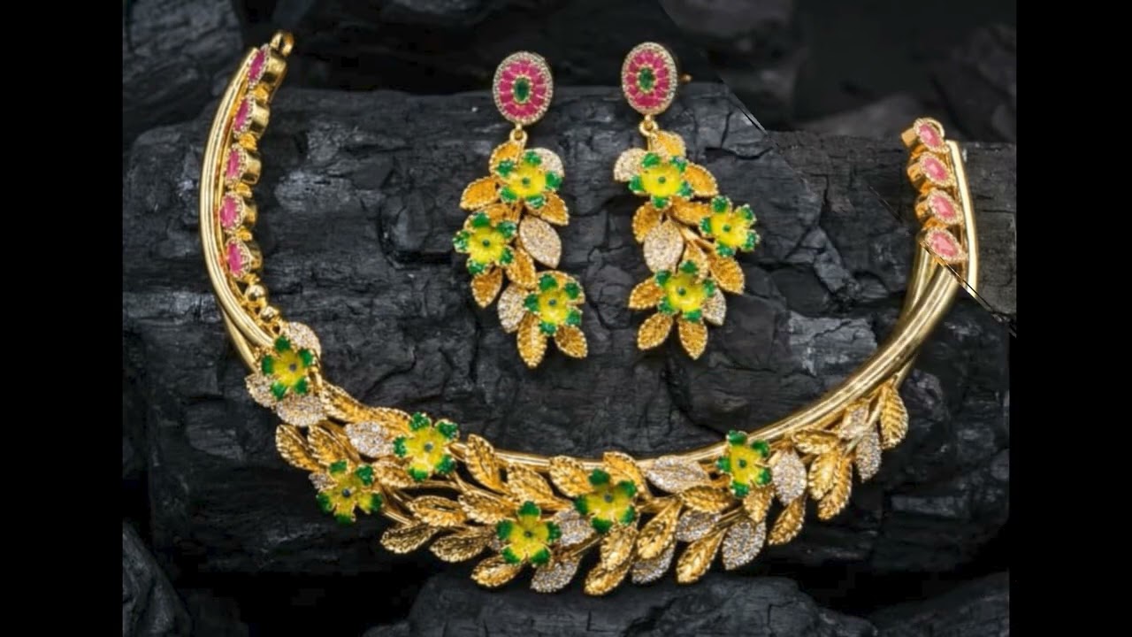 FANCY NECKLACE
