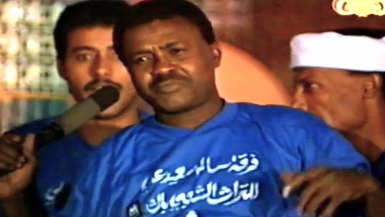 علي سعيد علي ووسام بامطرف مع فرقة التراث البحري بالشحر