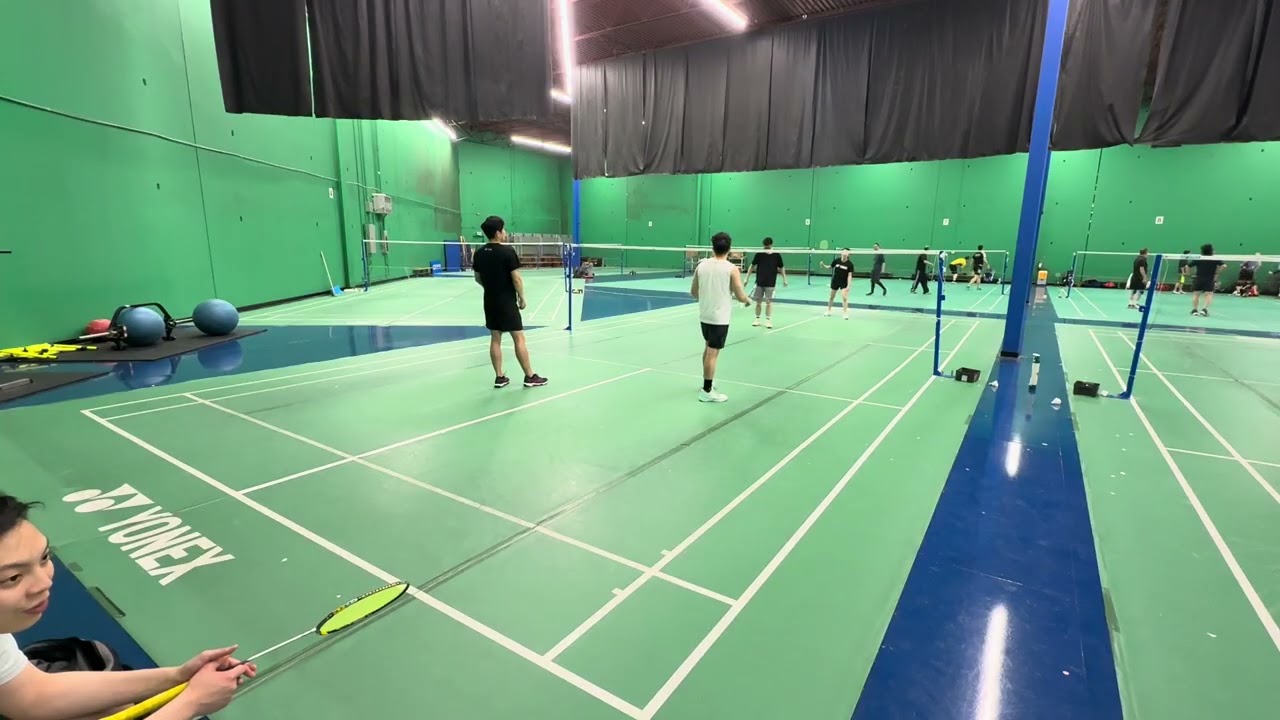 Simon Nelson VS Aileen Tim