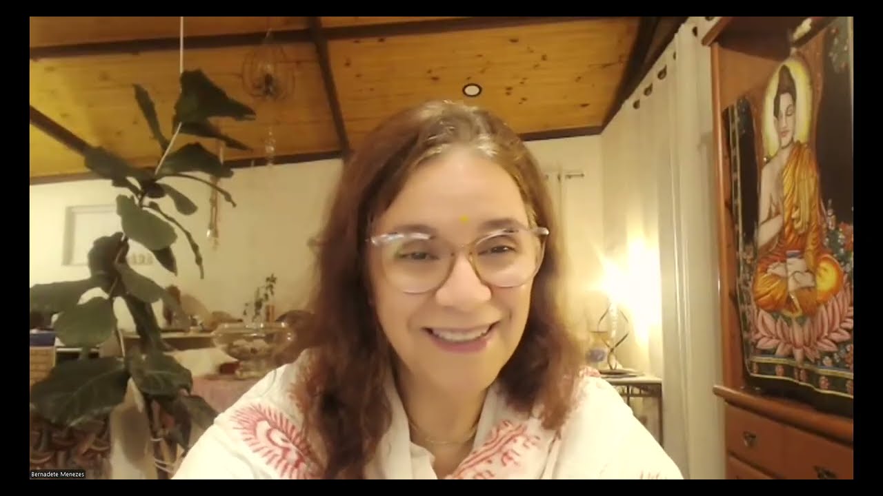 Eclipse Lunar Total, Lakshmi Jayanti, Goura Purnima, Holi, por Bernadeth Pombo