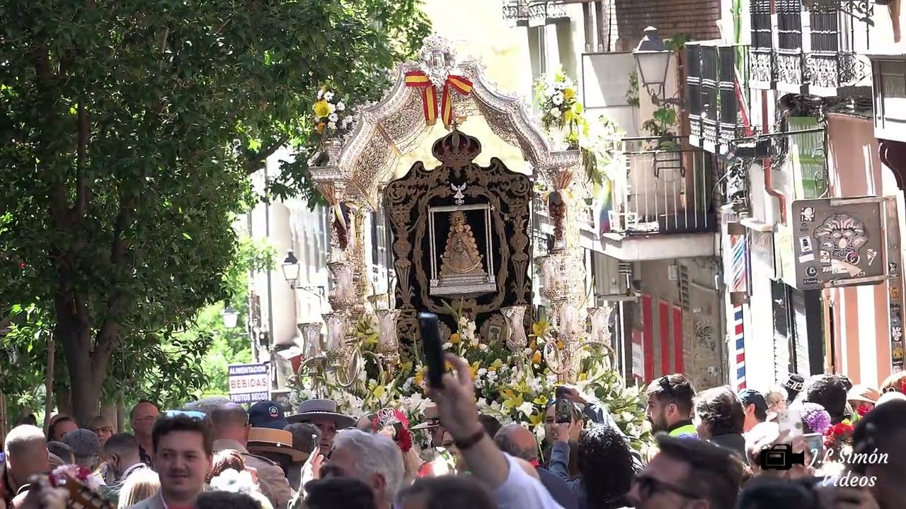 (4K) Salida de la Hermandad del Rocío de Madrid 2023