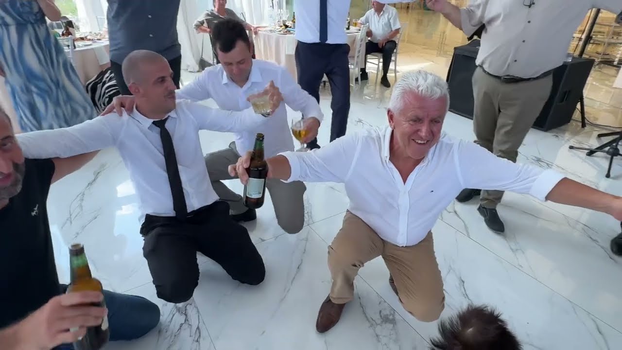 GAJDA VESELA NA KRSTEVKA FAMILIJA -FILIN (LA TANA SKOPJE)