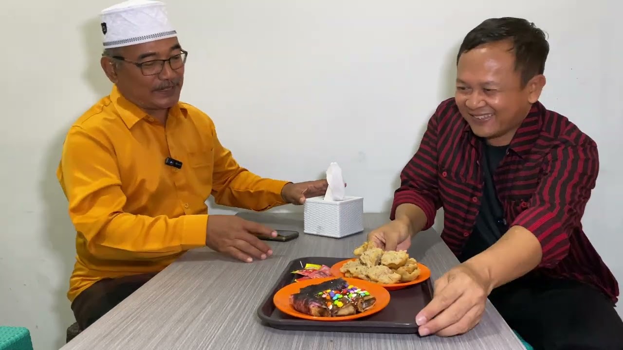 Kisah Seputar Warung Seblak Prasmanan MAMAEL | Makan dan Cerita