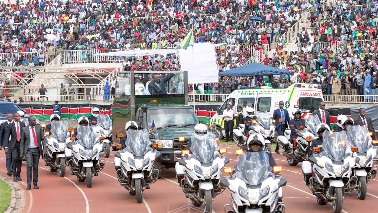 PRESIDENT UHURU ARRIVES AT JOMO KENYATTA STADIUM IN STYLE FOR MADARAKA DAY 2021 CELEBRATIONS!!