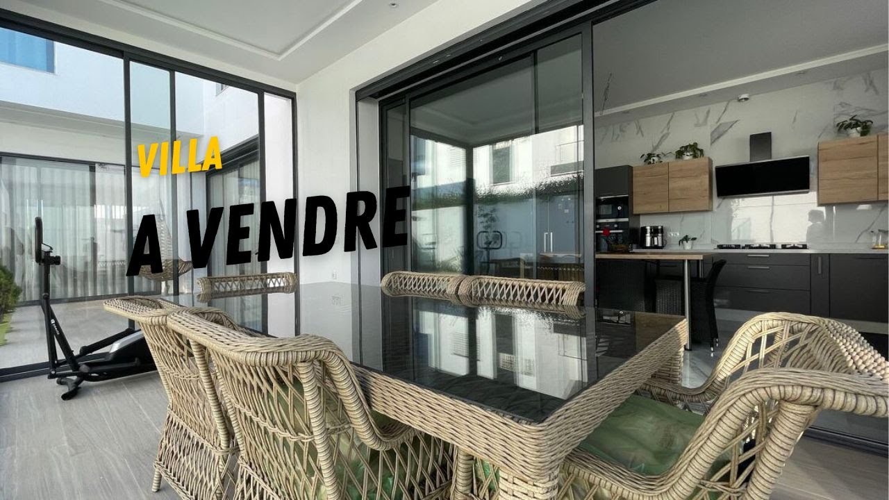 Villa à Vendre à Kénitra avec Piscine
