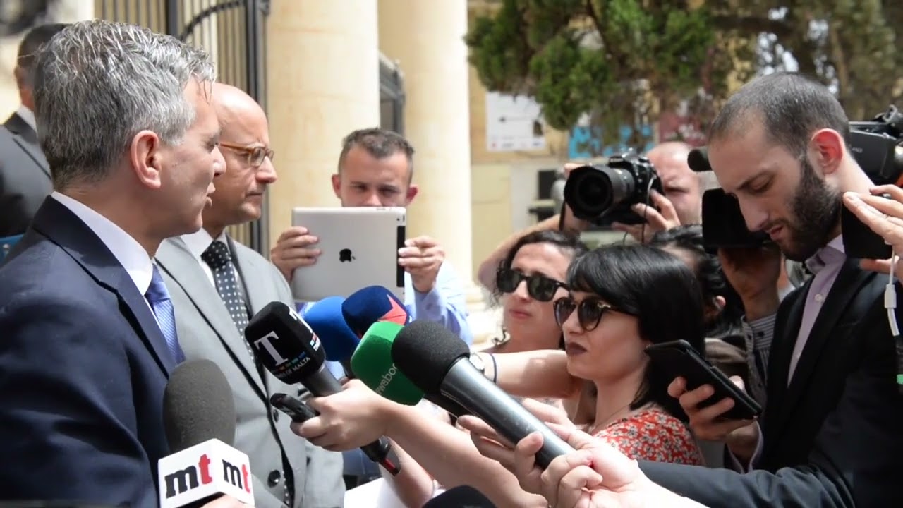1Day 12 - Simon Busuttil