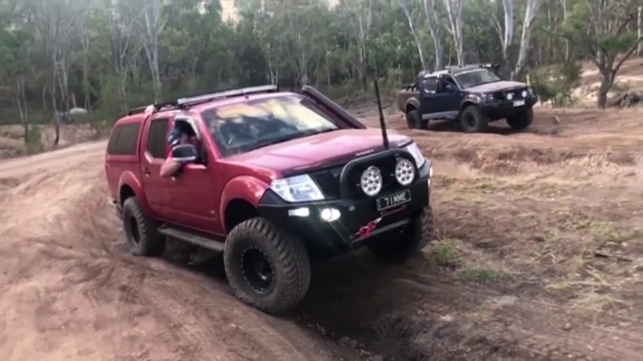 Nissan Navara 2011-2014 ST-X 550 D40 Series 5 4x4 Dual Cab UTE Diesel Australia Outdoor