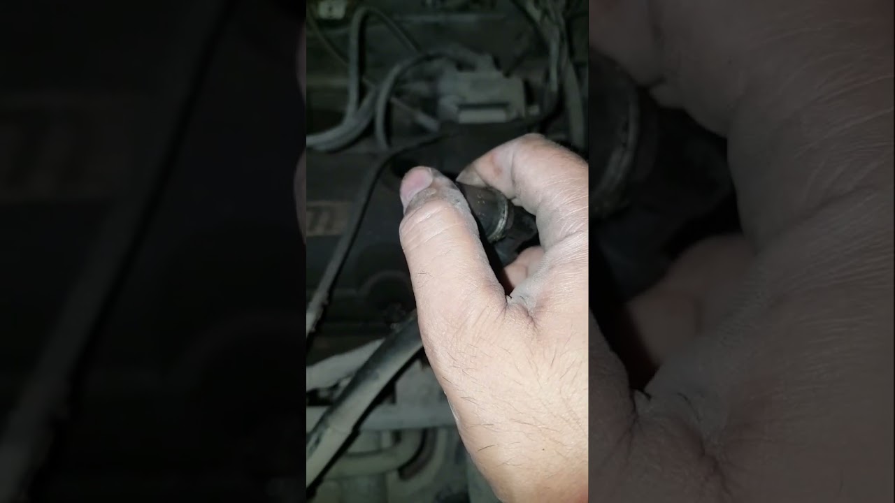 पीसीवी वाल्व को चैक करने का तरीका. how to check PCV VALVE.ਪੀਸੀਵੀ ਵਾਲਵ ਨੂੰ ਚੈਕ ਕਰਨ ਦਾ ਸੌਖਾ ਤਰੀਕਾ