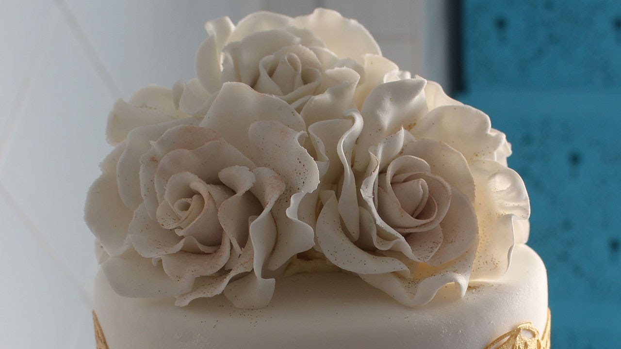 gumpaste roses/طريقة تحضير وردة من عجينة السكر خطوة بخطوة بطريقة احترافية