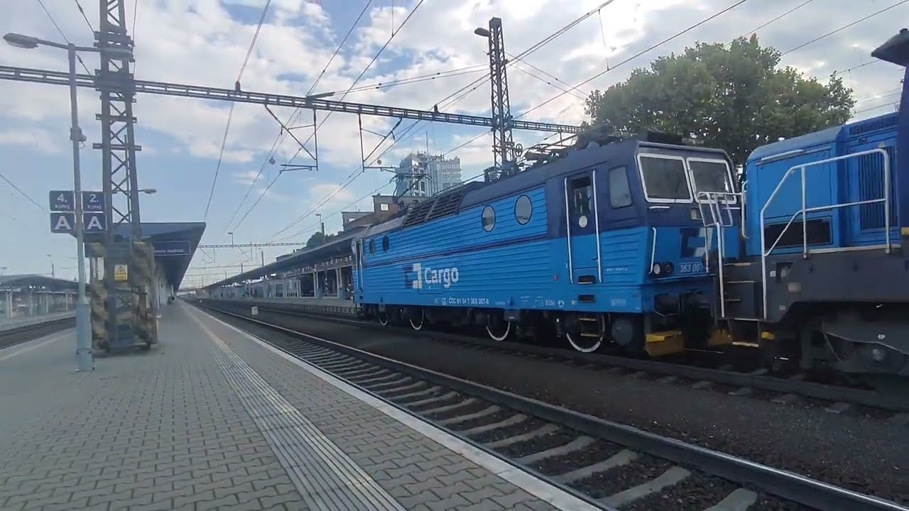 Vlaky Olomouc Hlavní Nádraží den číslo dvě/Trainspotting in Olomouc Hlavní Nádraží day number two