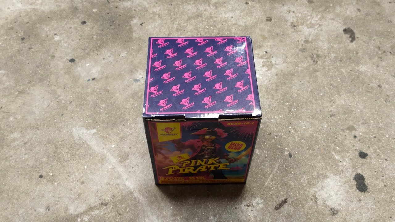 Pink pirate Albert feuerwerk (product video)