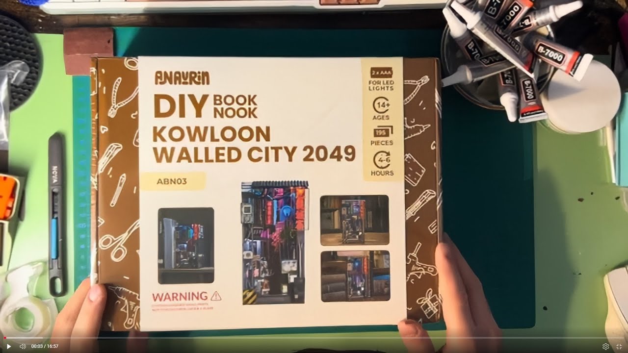 Kowloon 2049  by @Anavrin  unboxing