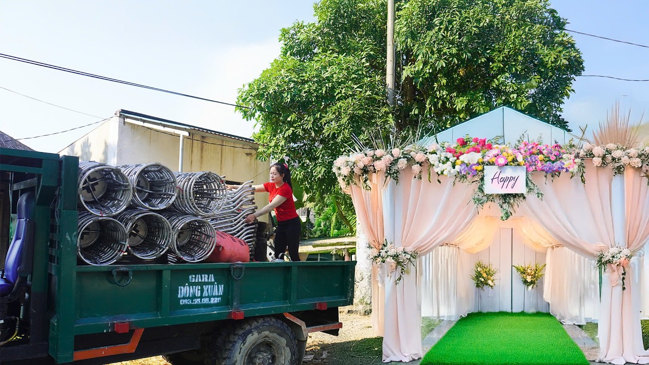 Use Truck To Transport Wedding Theaters - Transport Many Bricks And Sand to Trieu Thi Chuong