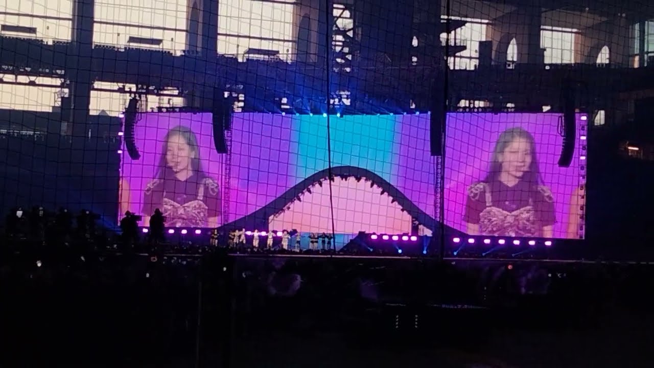TWICE -  Moonlight Sunrise / Brave: Dallas, TX (6/21/2023)