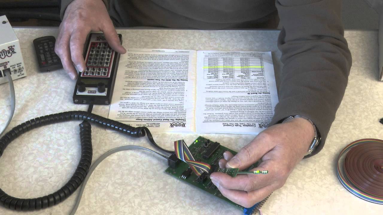 Setting up the Digitrax SE8C at Chadwick Model Railway | 2.