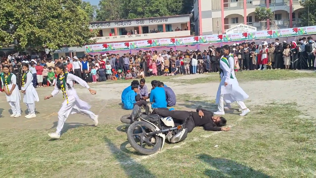 কম বয়সী ছেলেদের সচেতনতা মূলক নাটক।