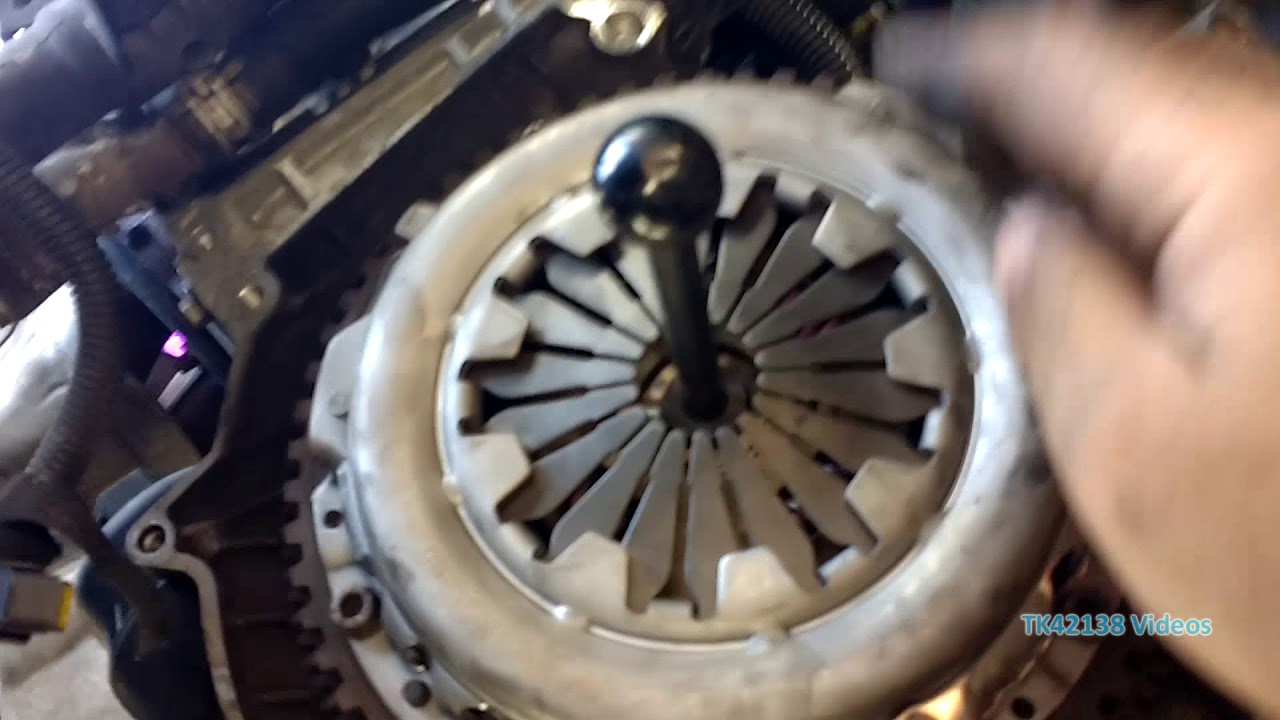 Peugeot 206 clutch change - Part 4 'Fitting the clutch'