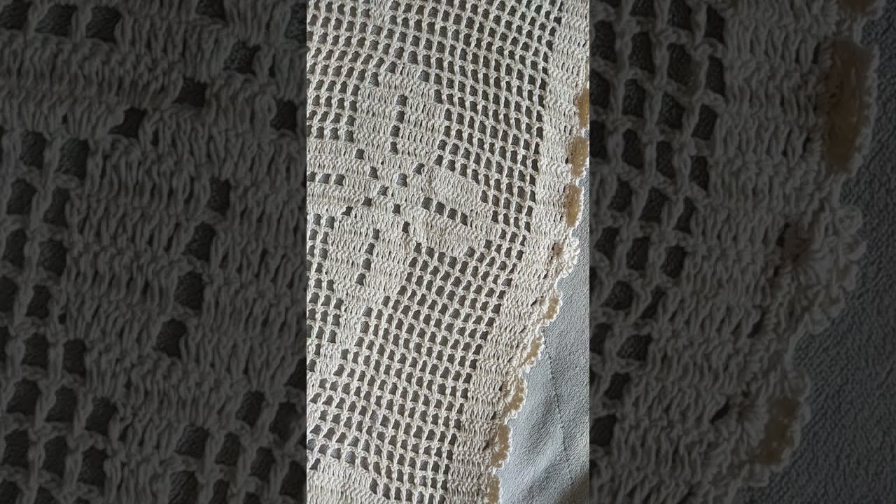 Caminho de mesa Flor de L&oacute;tus #crochet #crochefile #crochearte #crochetpatterns #passoapassocroche