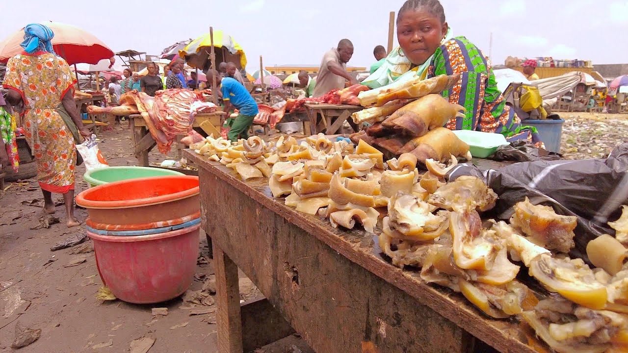 Arguably the Dirtiest Street Food Market in the World - Beyond Imagination