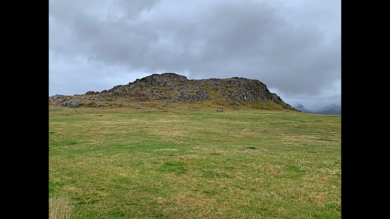 ens.ch : Walking up &Aacute;lfaborg, the  City of Elves @ Bakkagerdi  - Borgarfj&ouml;r&eth;ur Eystri, Iceland