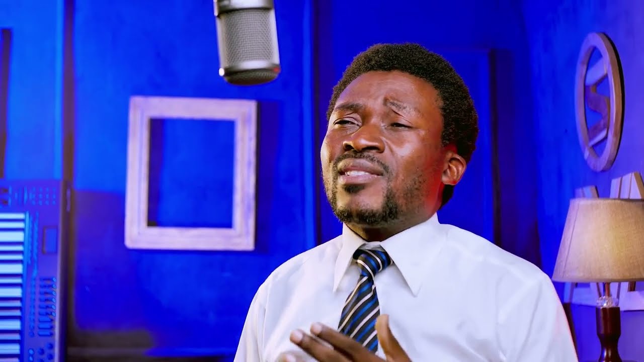 Prospa Ochimana - Ekwueme feat. Osinachi [Cover Lingala Version] by Oscar Lukusa