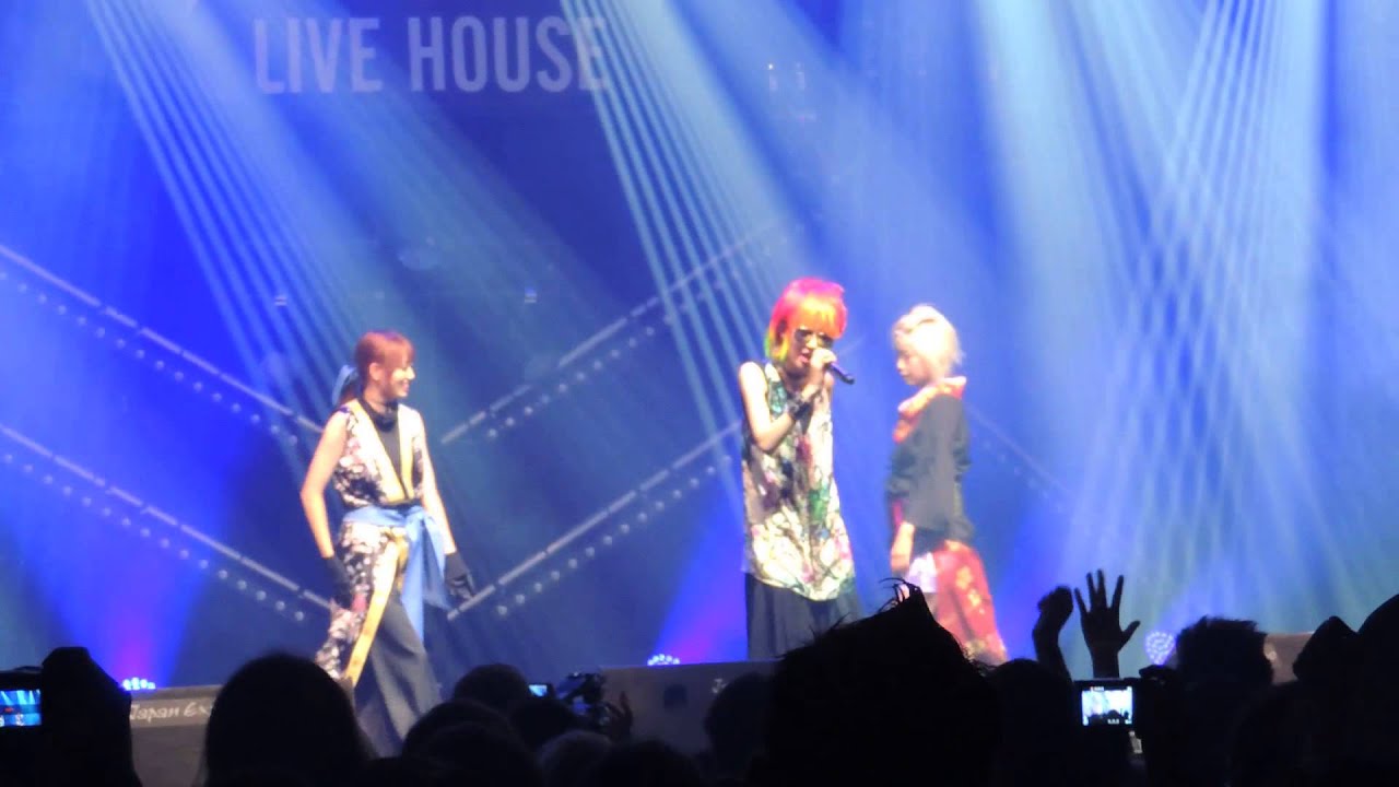 Showcase Aki Akane - Japan Expo 2013