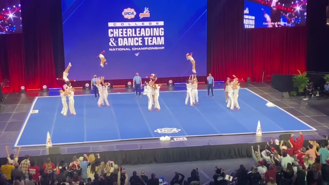 University of Alabama Cheerleading 2022