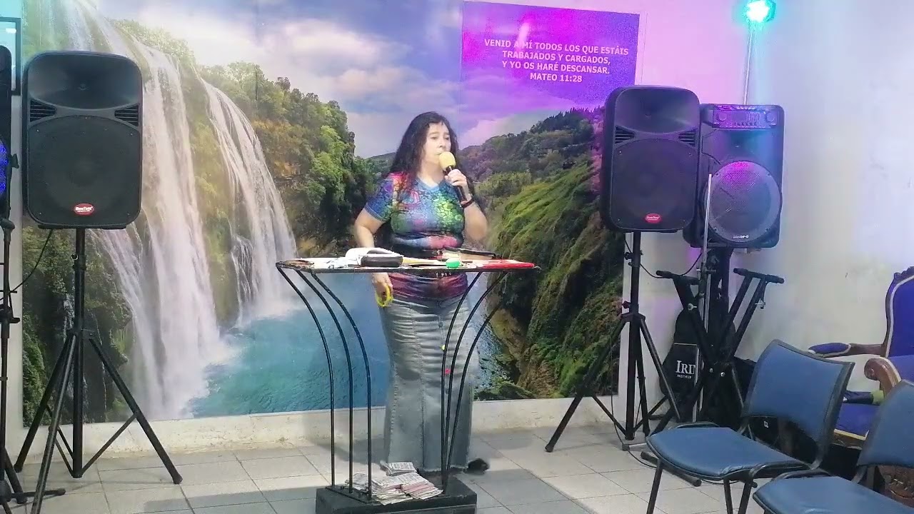 ALABANDO A NUESTRO DIOS. 
