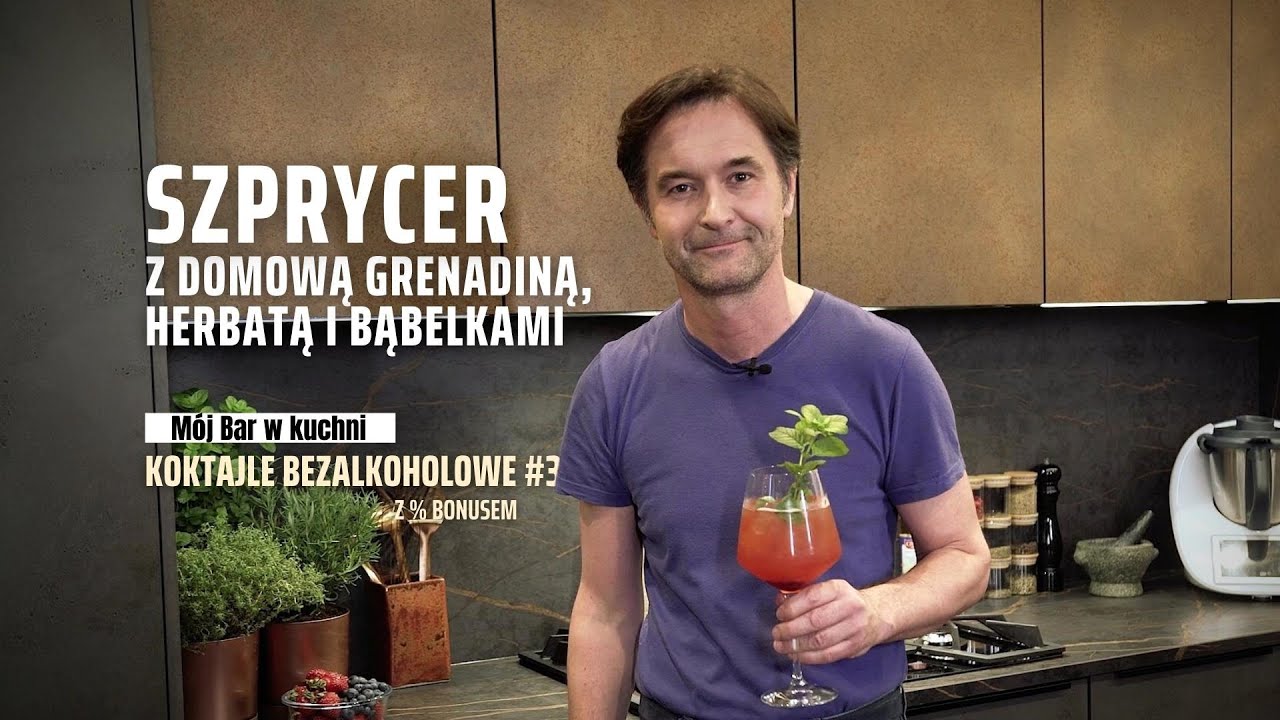 Szprycer z domową grenadyną, herbatą i bąbelkami - na lato i nie tylko | Przepisy mojbar.pl