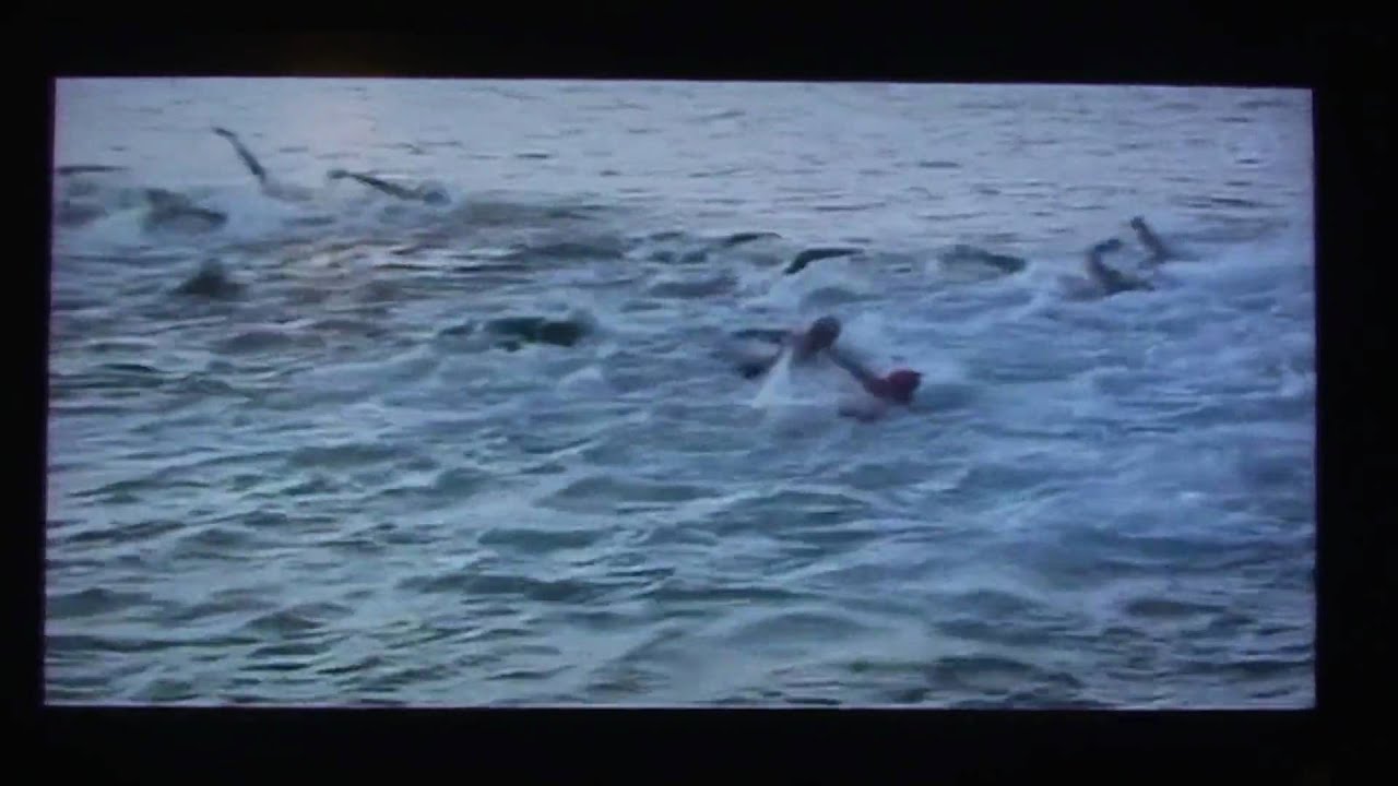 Ironman Hawaii 2009: The Swim Start Underwater View in Slow Motion