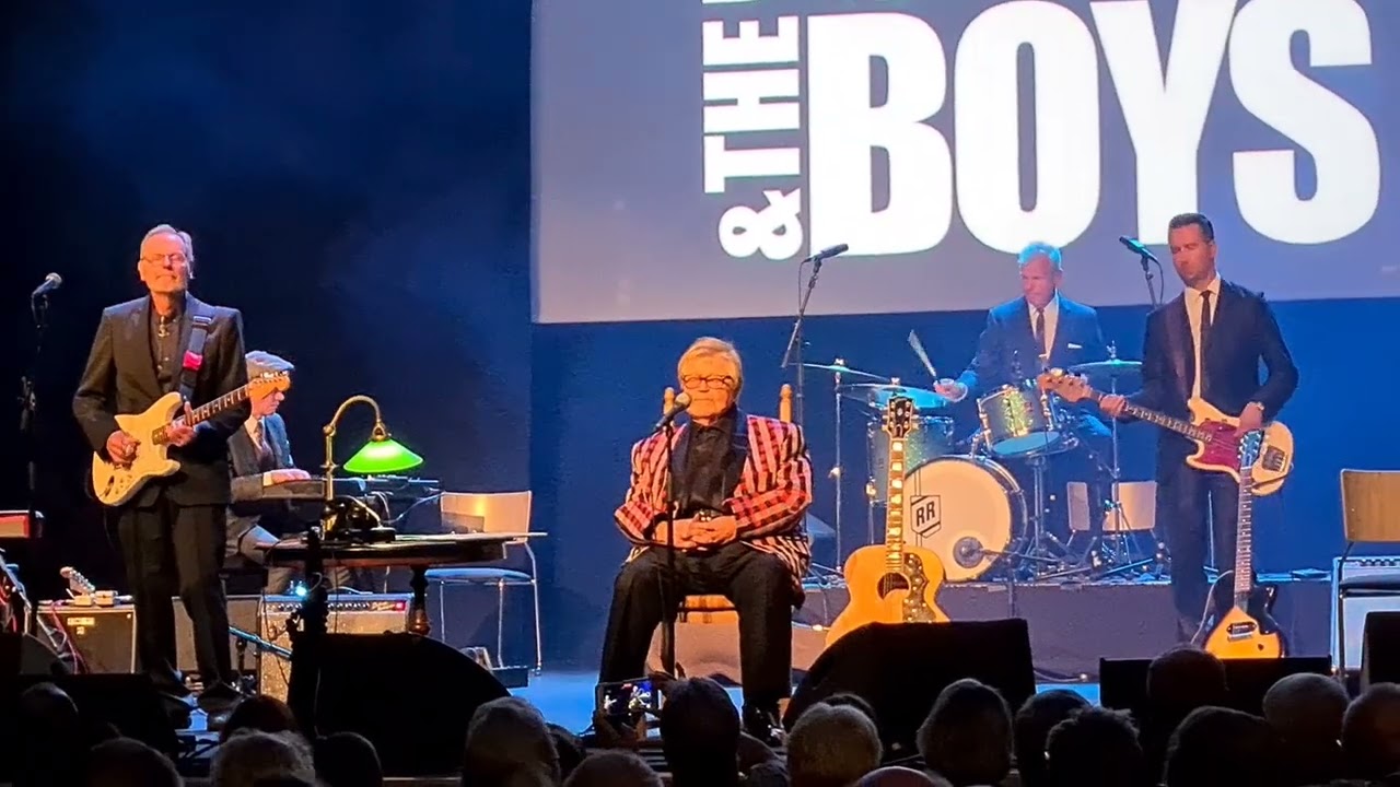 Jussi & the Boys  - Sininen ja valkoinen, live 2023