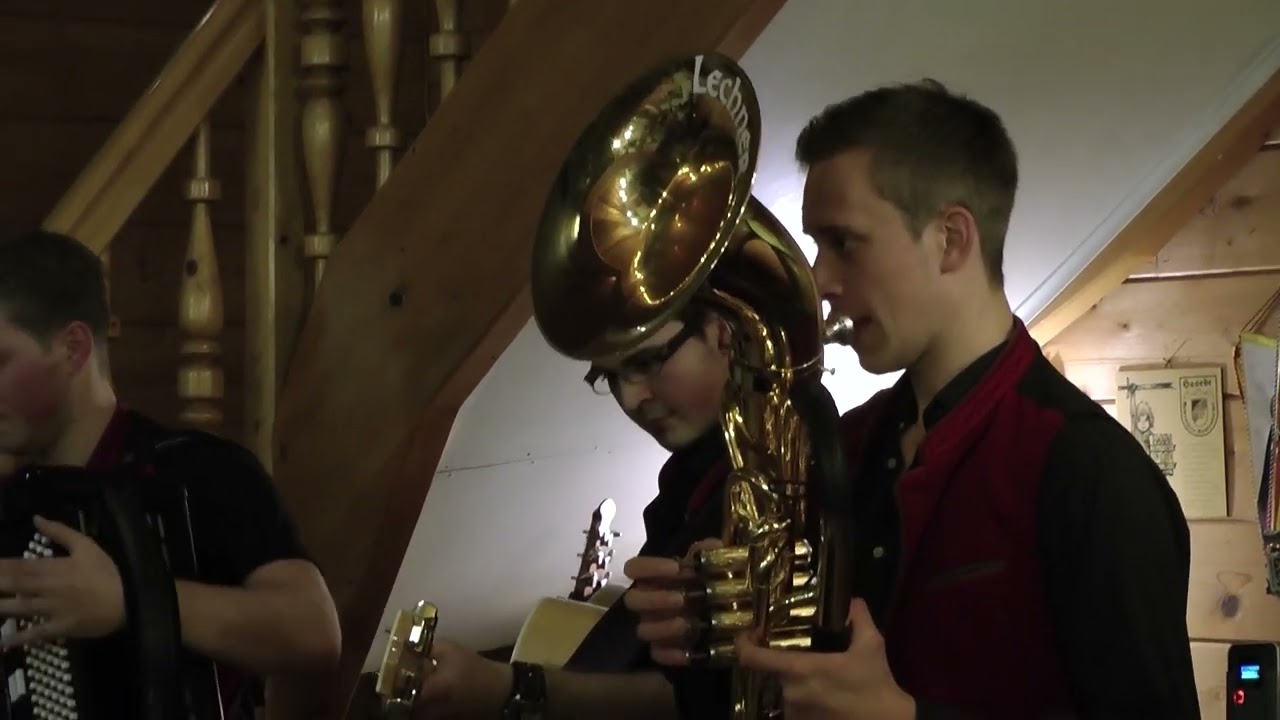 Chambtaler Spitzbuam -- im Waldstad'l  -- am 15. Nov. 2013