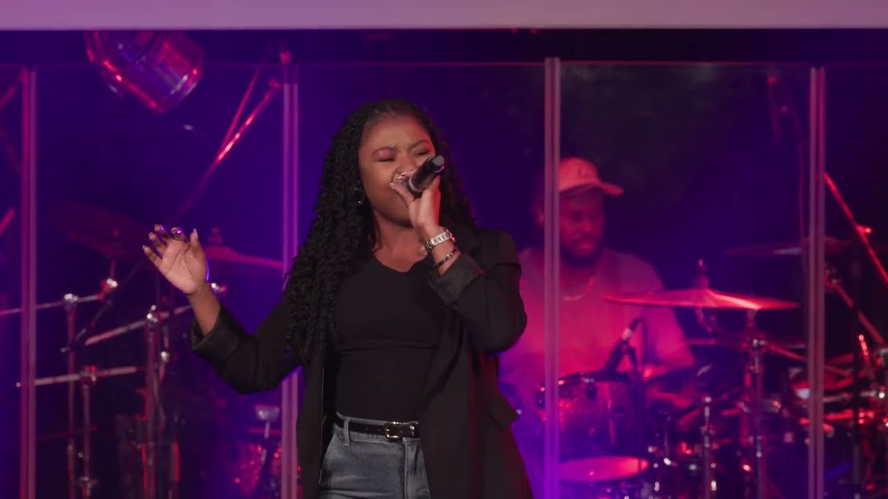 CLC Worship | What a God | Amo Chidi