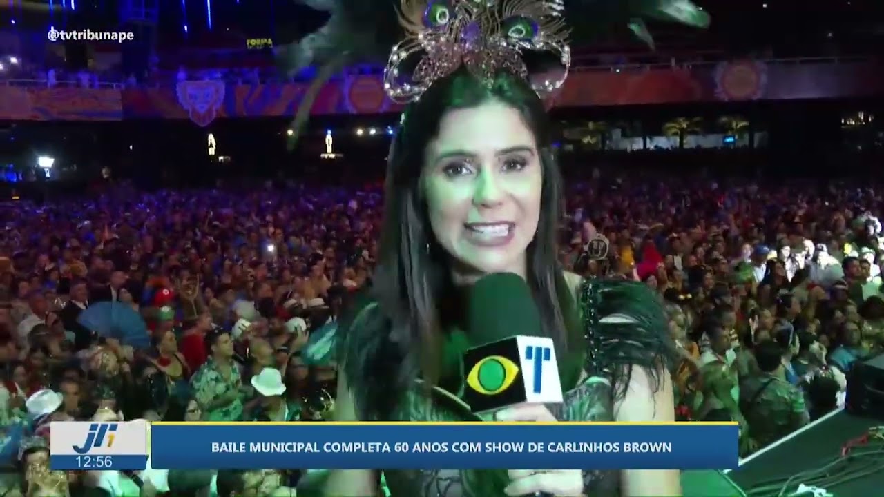 Baile Municipal completa 60 anos com show de Carlinhos Brown