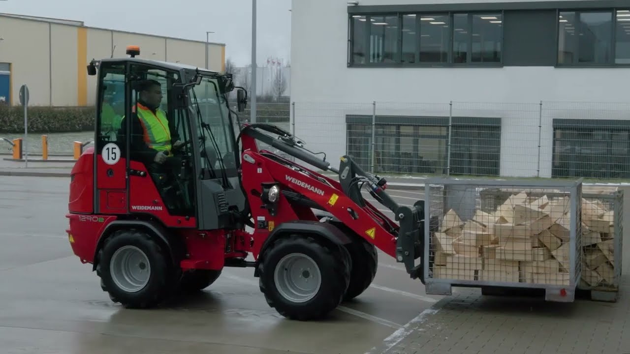 новий Weidemann – Hoftrac 1290e з літій-іонним акумулятором у промисловості