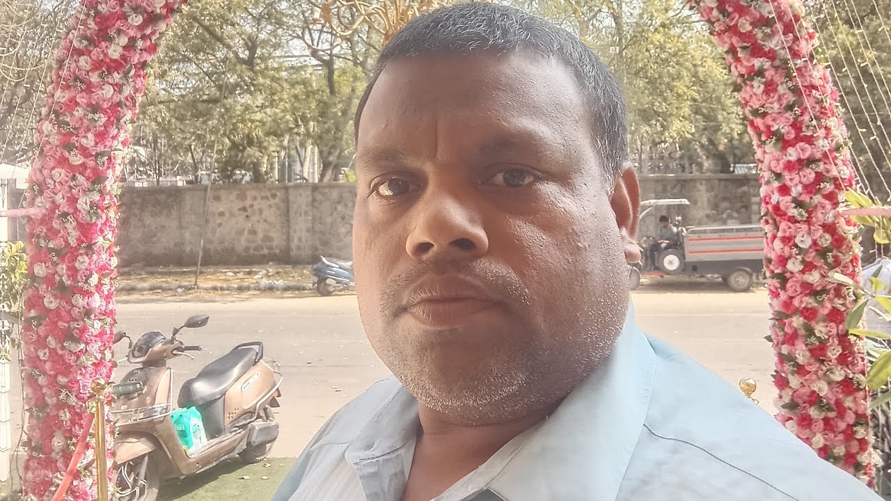 Shiv kumar Vlogs Nishad ji  is live! जल्दी से जल्दी सब्सक्राइब बधाई