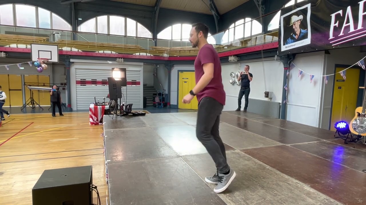 Farwest Boy Line Dance de Daniel Trepat