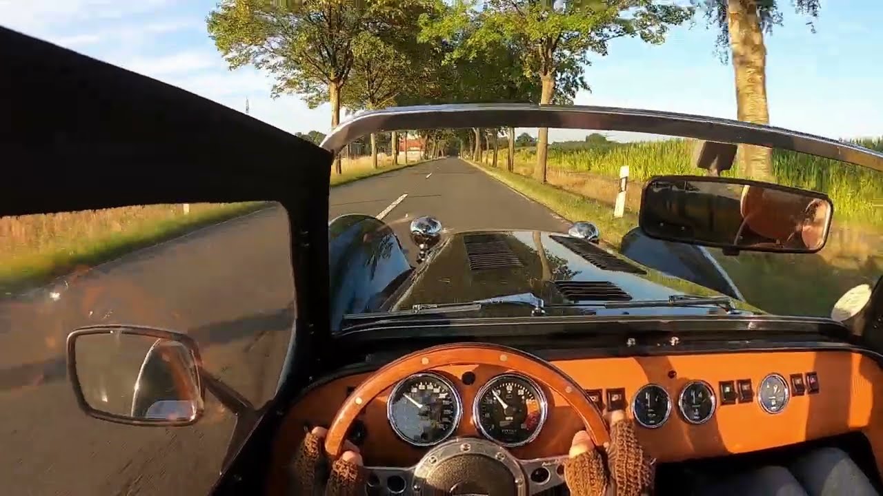 Caterham Super Seven 1600 136HP - nice POV Drive with pure sound