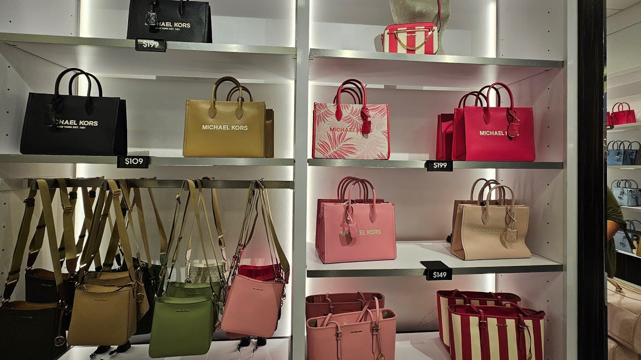 🌸NEWEST!‼️MICHAEL KORS OUTLET~ UP TO 70% OFF~ BAGS~ WALLET~ SHOES & MORE😘