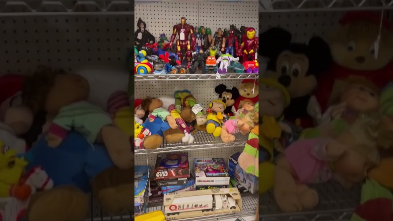 Went antiquing for toys! #thriftwithme #toythrifting  #toyhunting #toythrift #vintagetoys #shorts